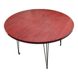 Round formica table with eiffel legs