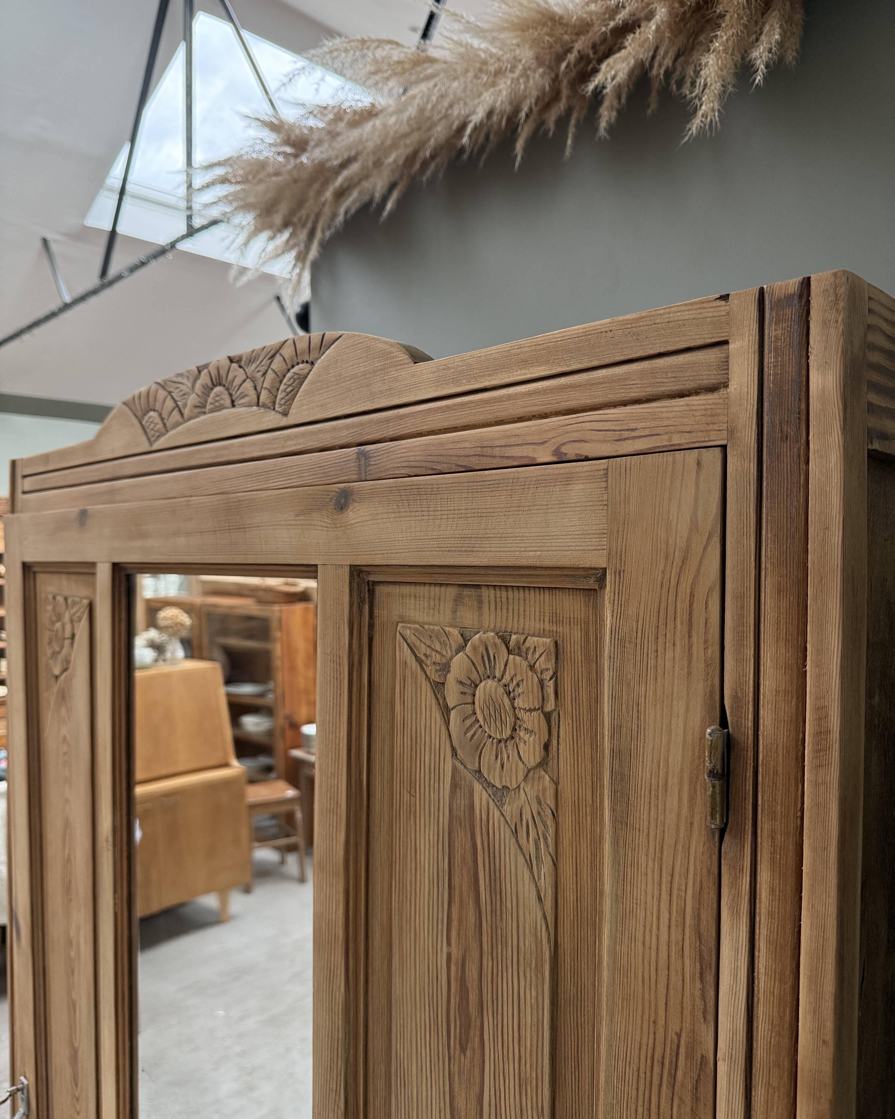 Large Art Deco wardrobe (renovated)