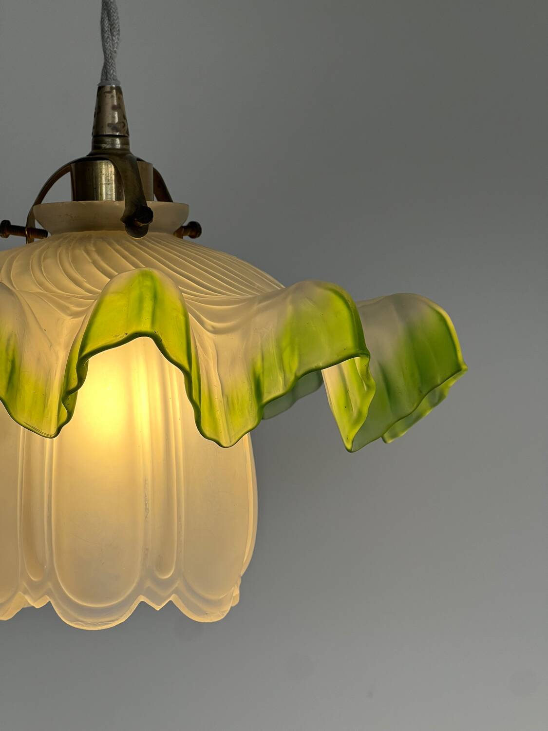 Suspension vintage opaline plissée verte et tulipe verre art déco