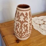 Set of 4 vases in earthenware and terracotta.