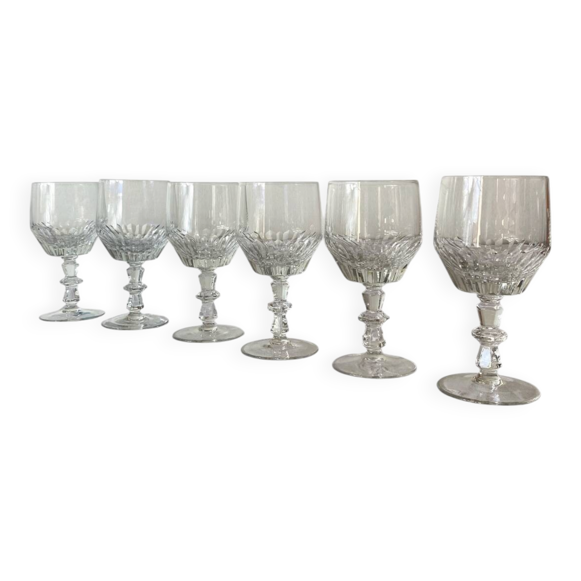 6 verres à pied anciens ciselés verre à vin ou à eau