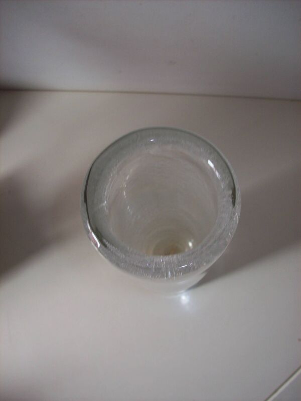 Vase rouleau vintage en verre soufflé et bullé