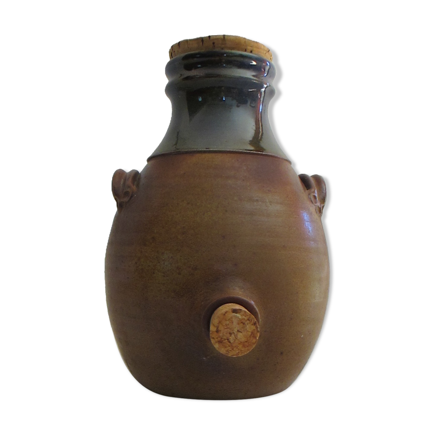 Vinegar in sandstone