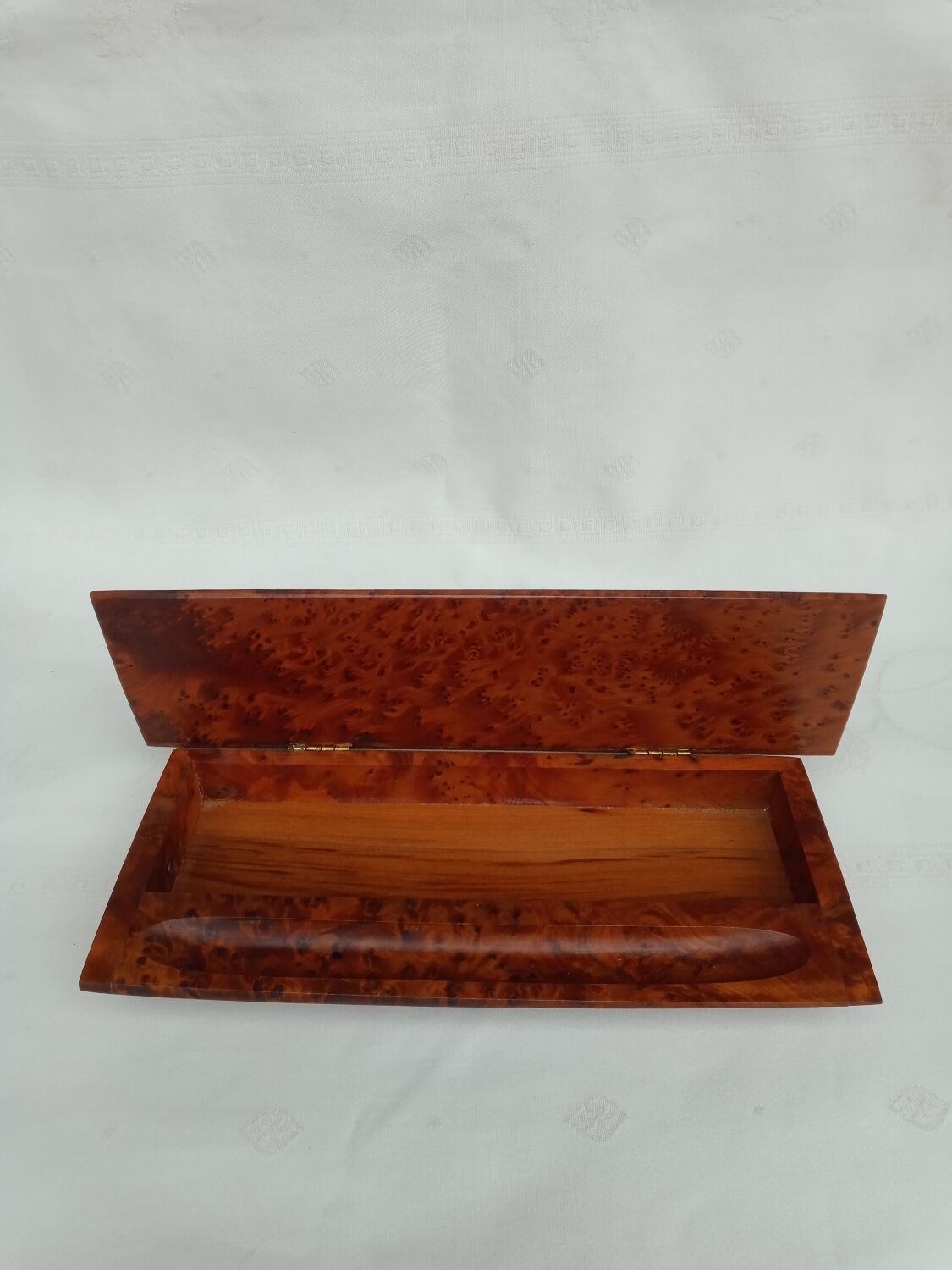 Cheath magnifying glass pen box