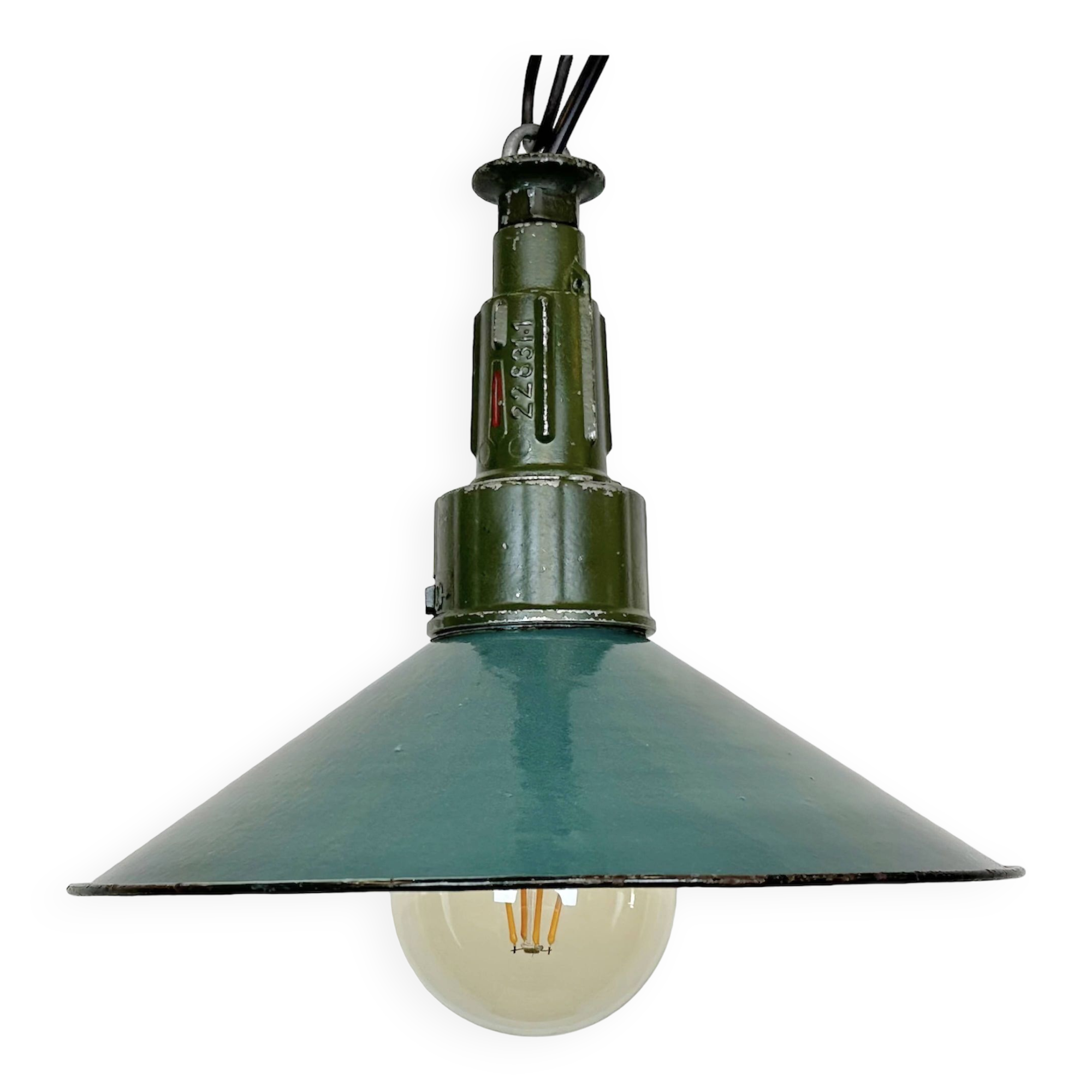 Industrial petrol enamel military pendant lamp with cast aluminium top, 1960s