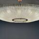 Important lustre en verre et laiton, Venini vers 1960, une paire disponible