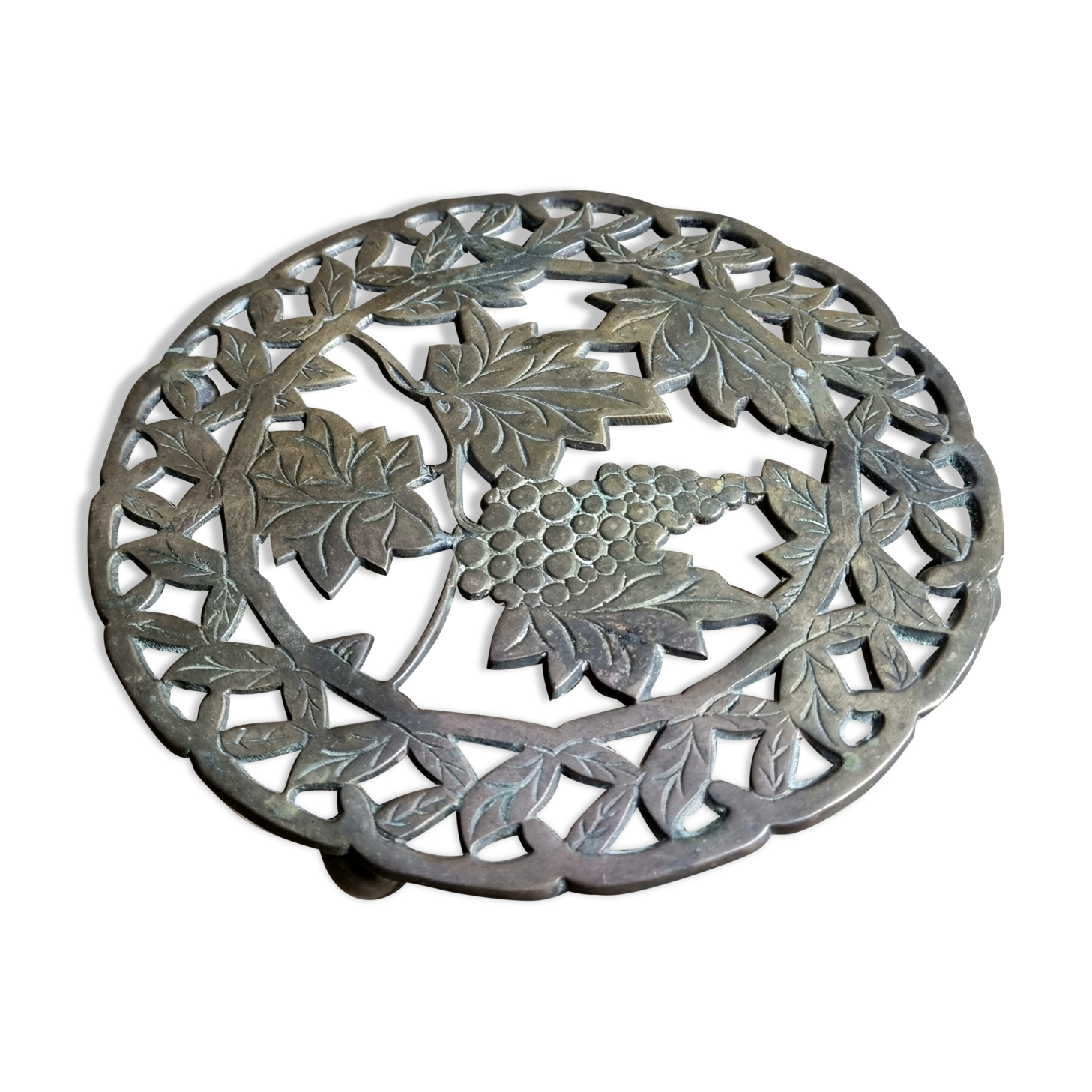 Brass underside vine decoration