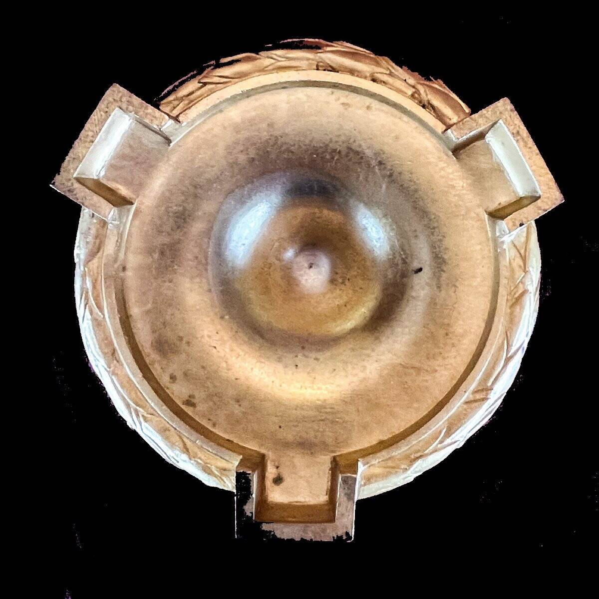 Paire de bougeoirs en bronze doré et ciselé Maison Marnyhac, 19ème siècle
