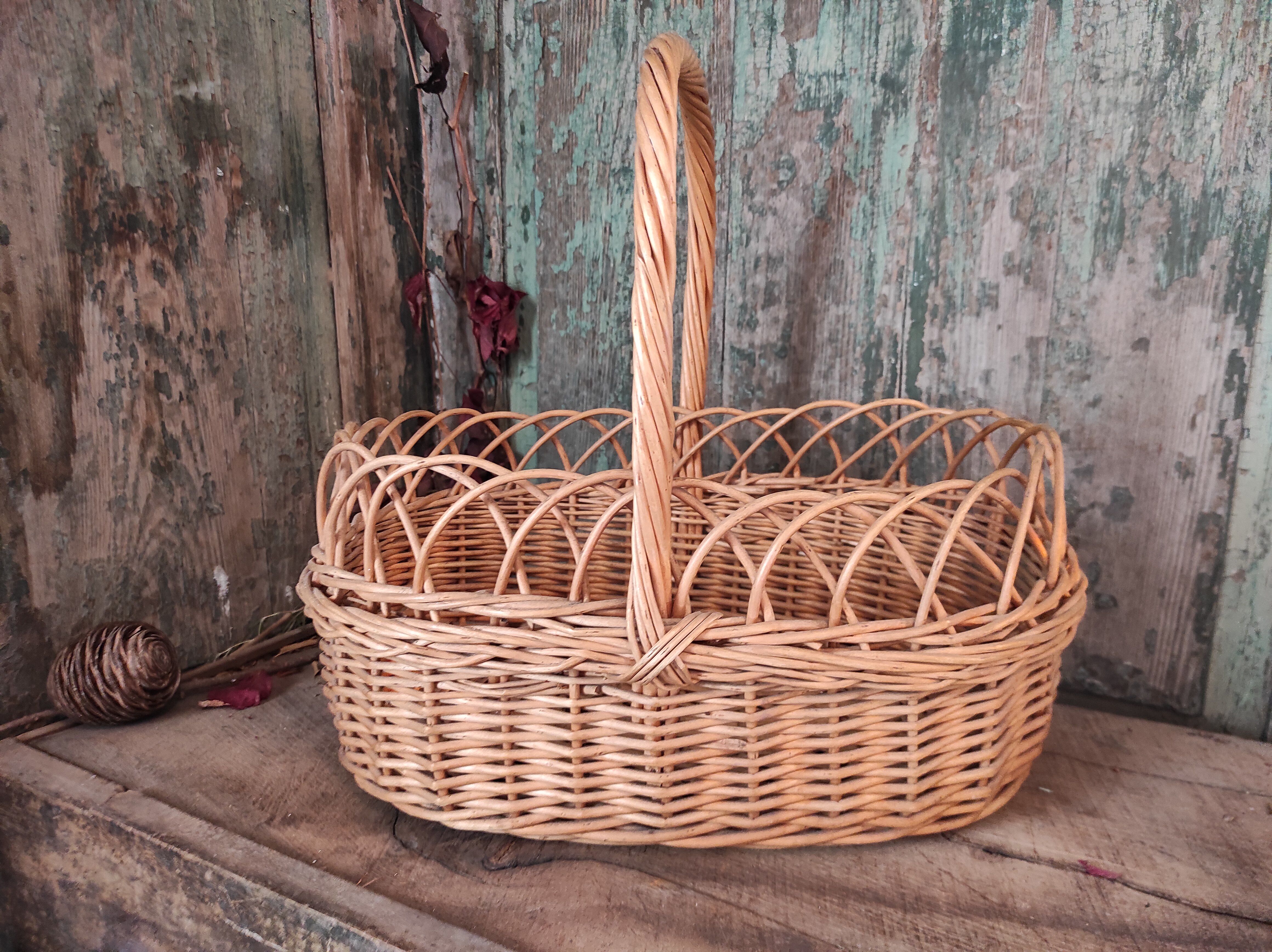 French vintage oval basket