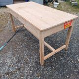 Craft table