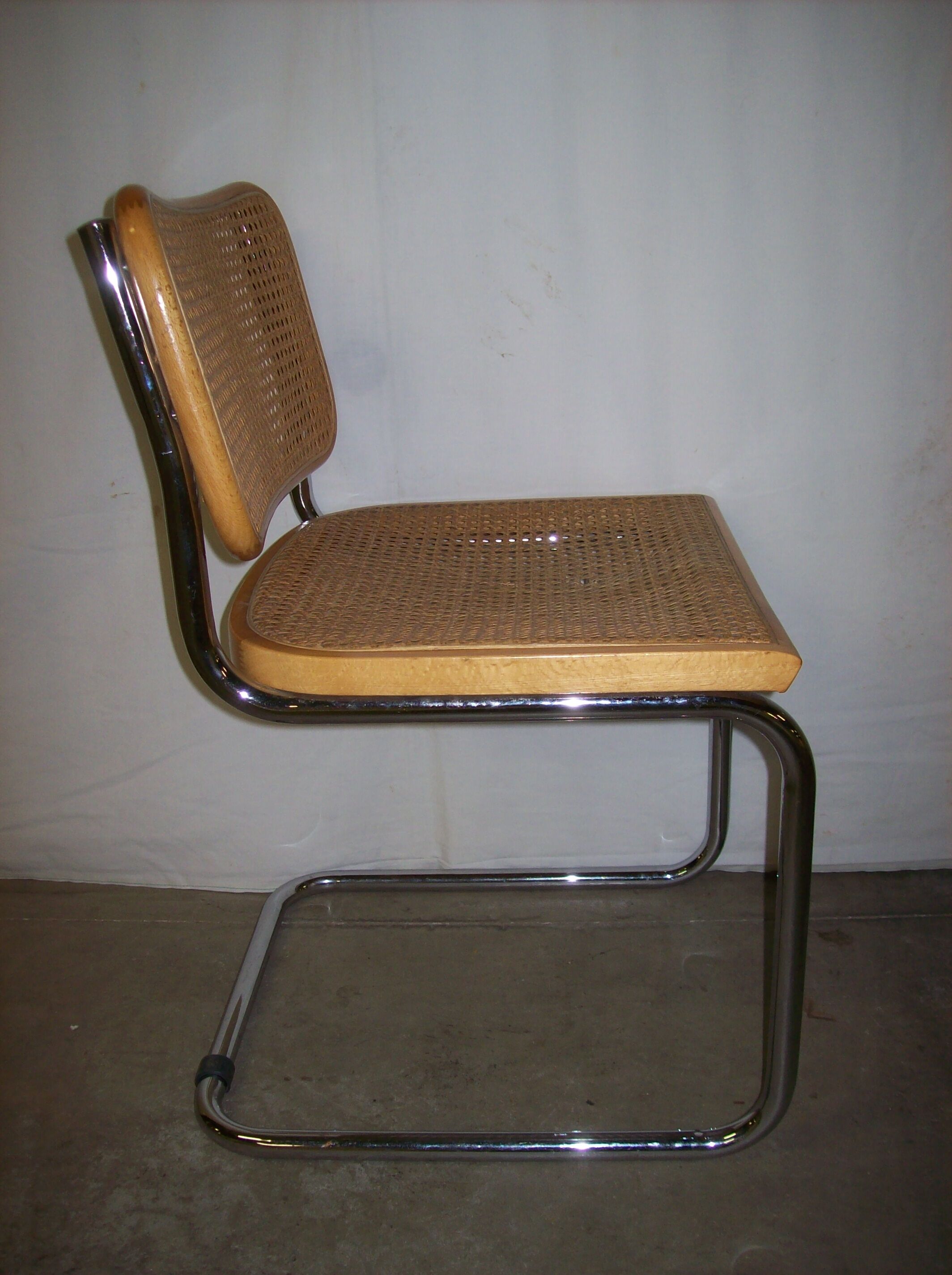 Chaise Marcel Breuer modèle Cesca B32 des années 70