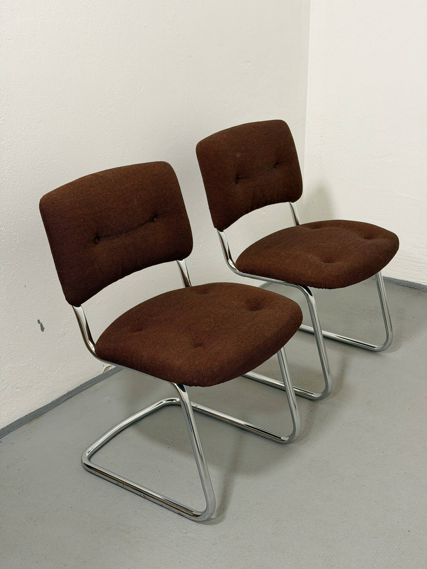 Strafor Steelcase chairs
