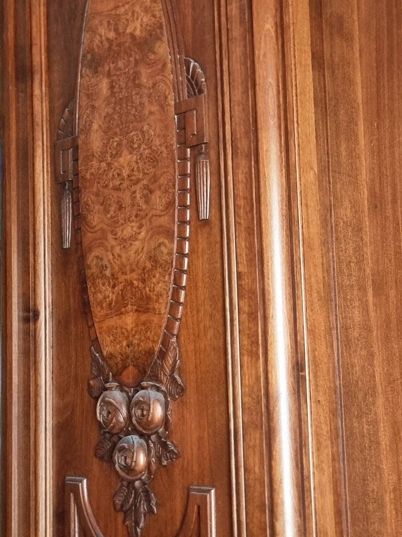 Antique Art Nouveau wardrobe with mirror – Early 20th century