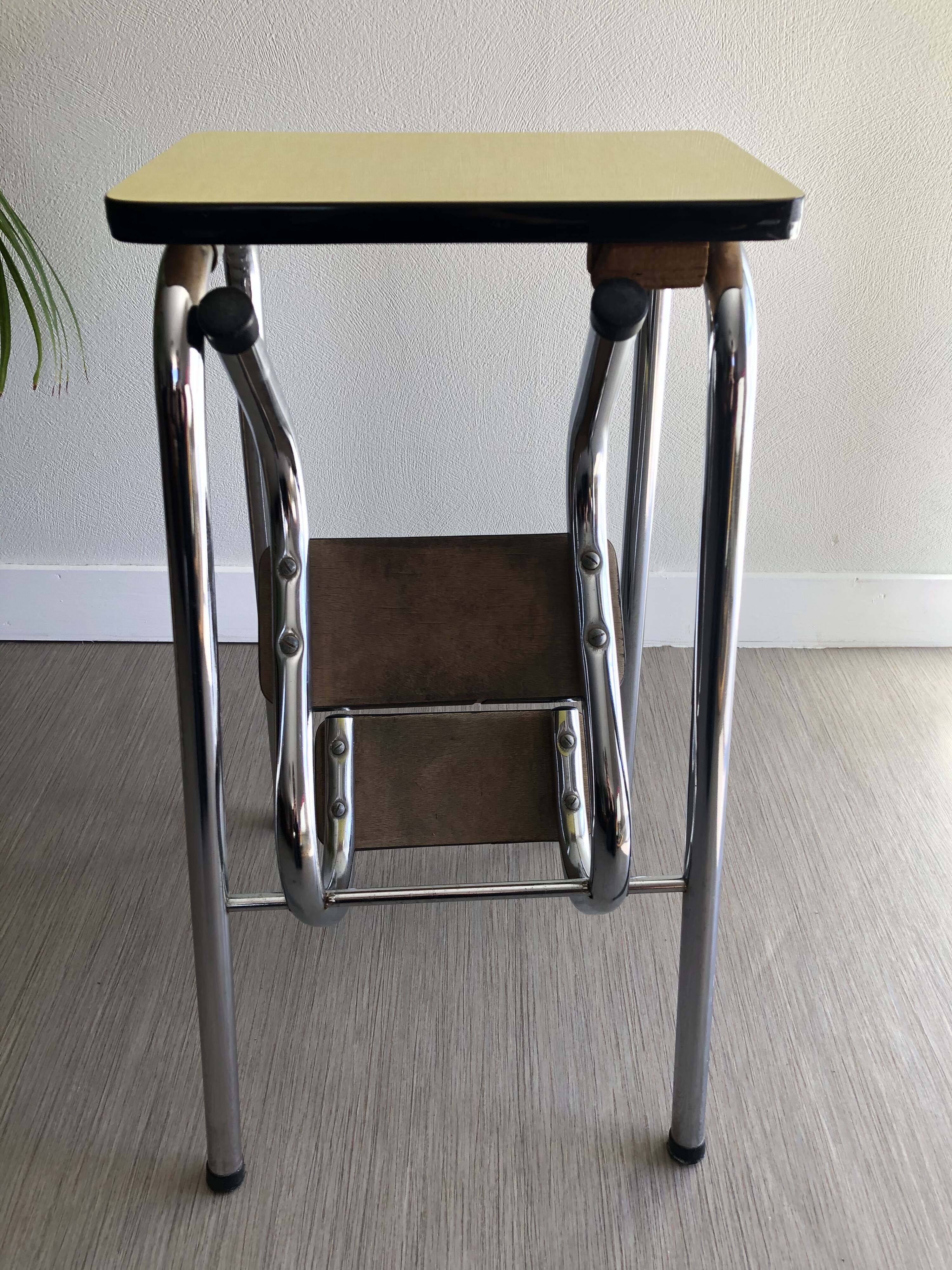 Yellow formica foot walk