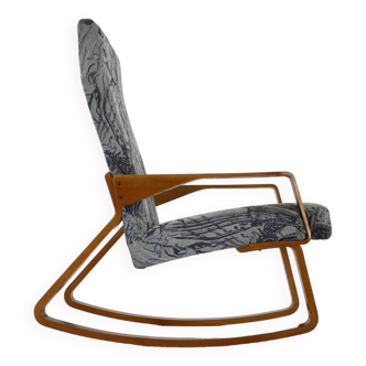 Rocking Chair en hêtre des années 1970 par Drevopodnik Holesov, Tchécoslovaquie