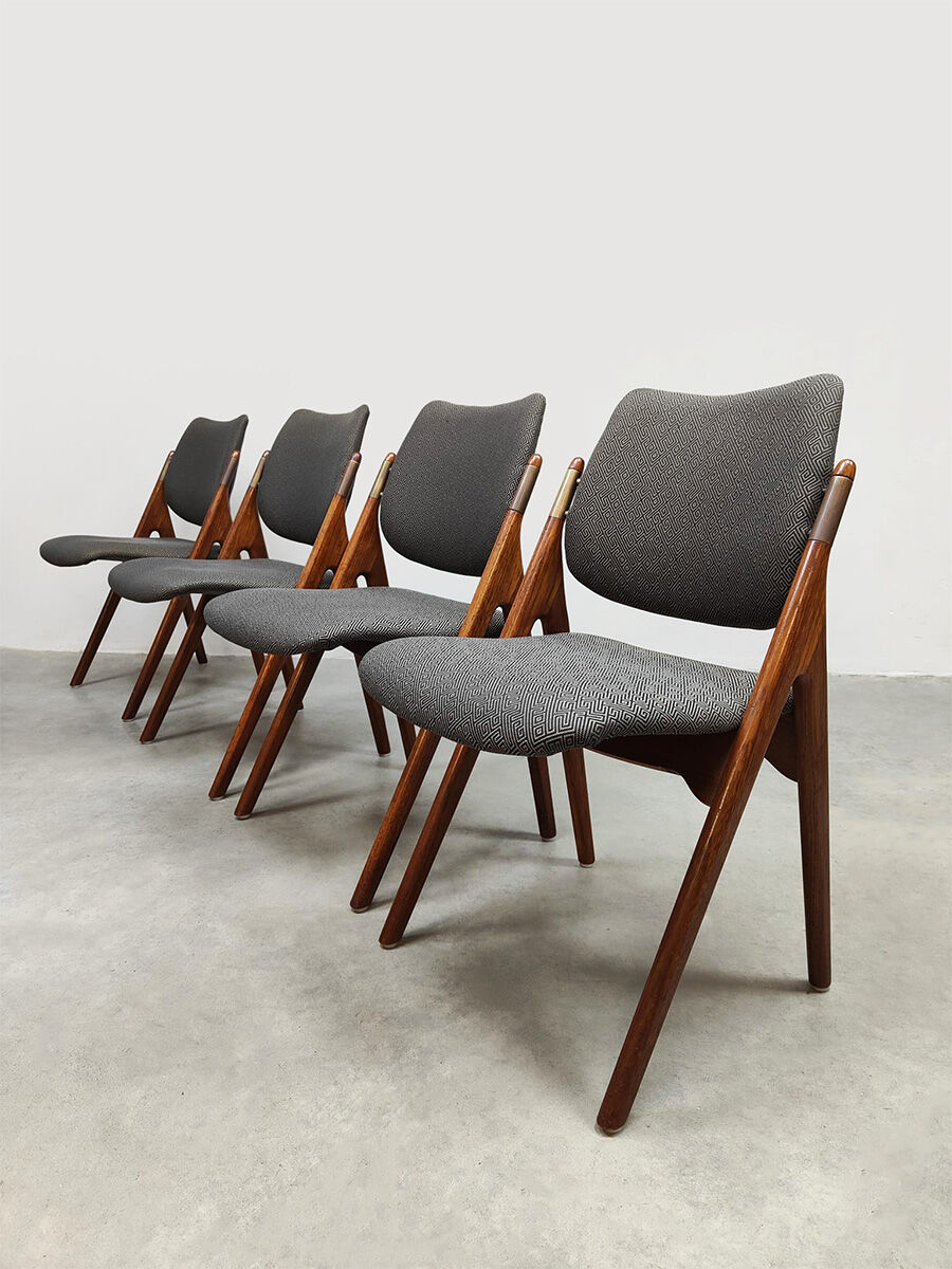 Vintage Scandinavian design dining chairs Olav Houg 1960