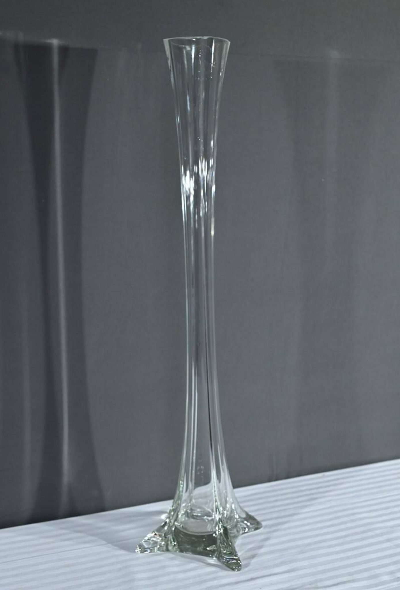 Important Vase Soliflore en Verre, époque Art Déco – 1930