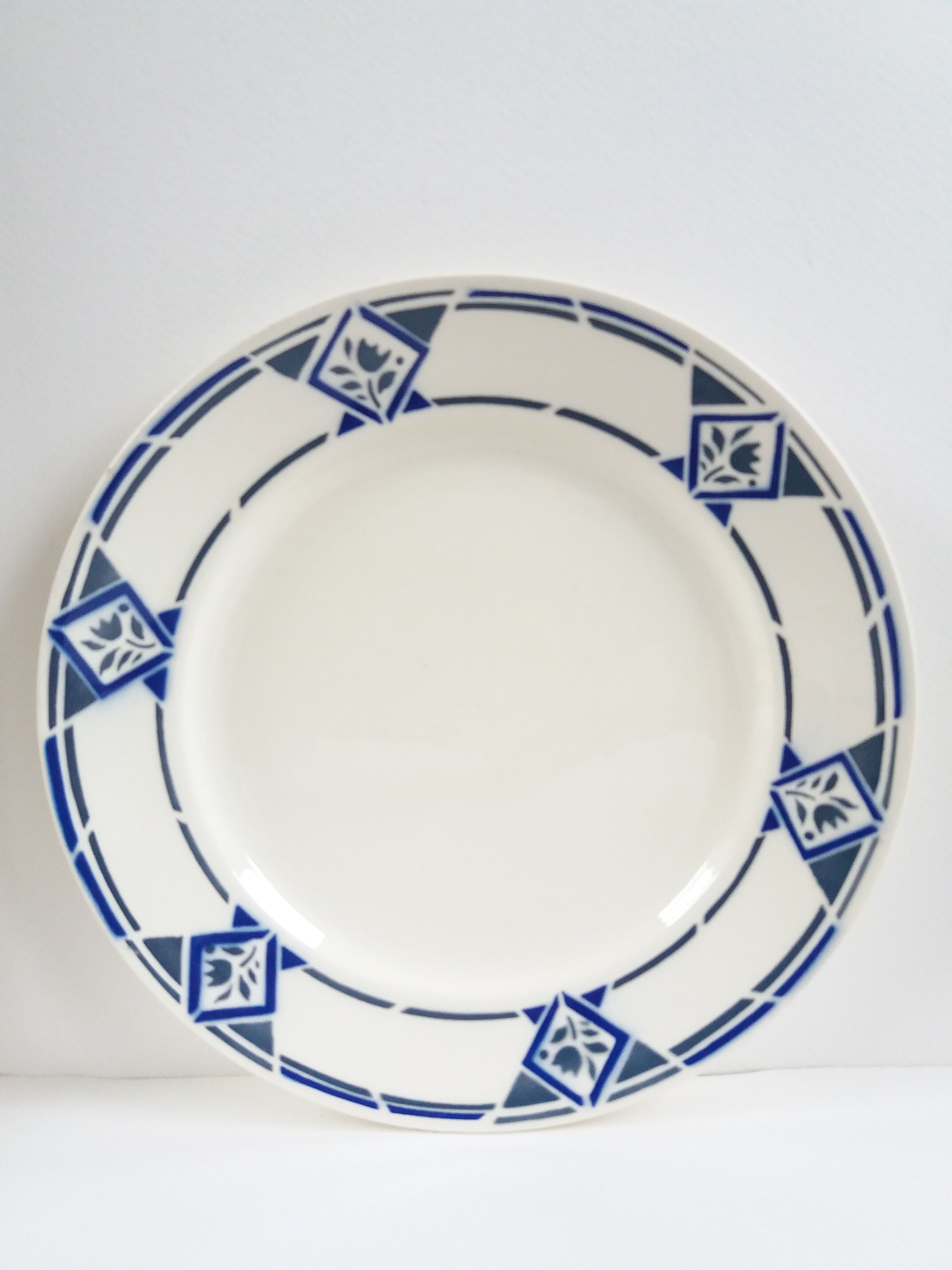 6 Art Deco flat plates
