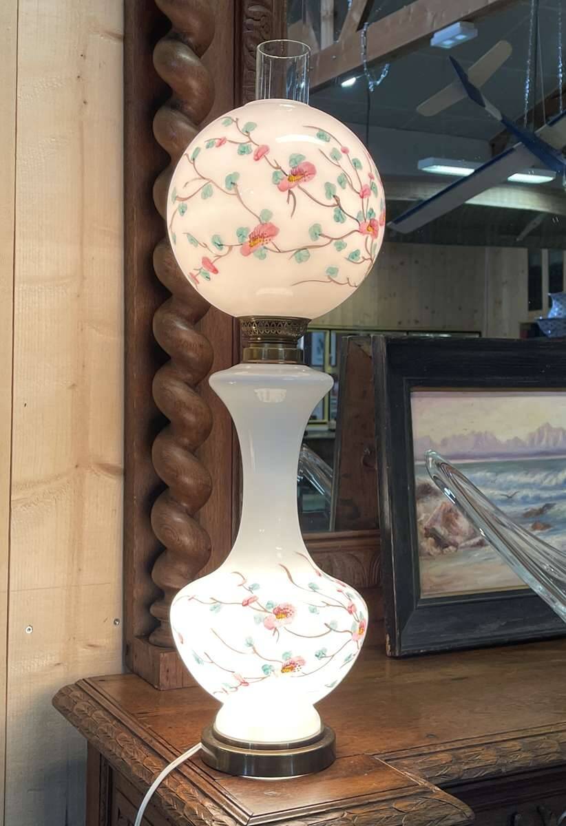 Napoleon III lamp in white opaline and painted with floral decoration - late 19th century