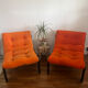 2 fauteuils en velours orange Vintage année 1974