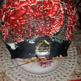 Red flake vase