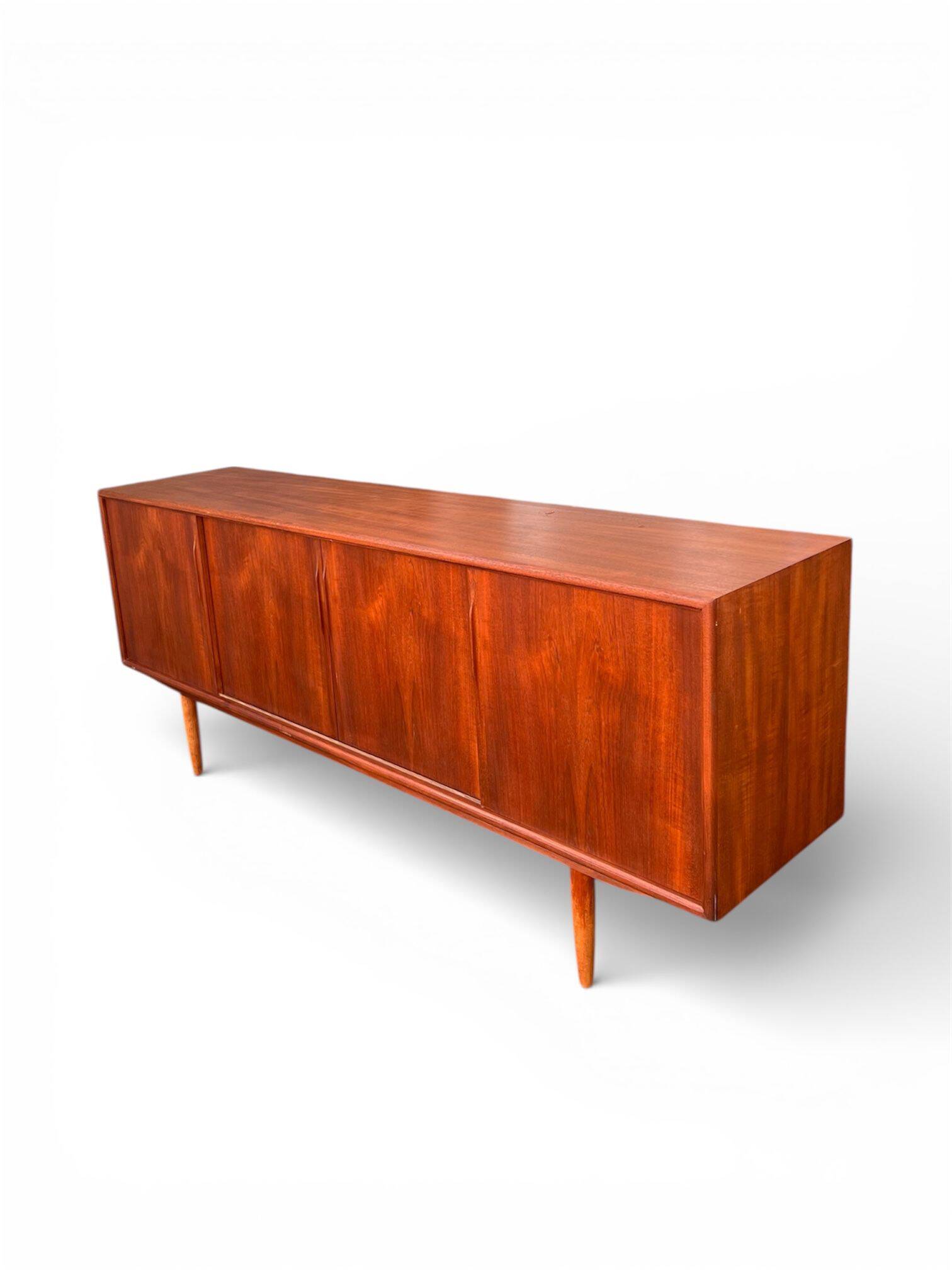 Teak enfilade by Axel Christiansen for Aco Møbler, Denmark, 1960s – Original well preserved, slightly waxed.