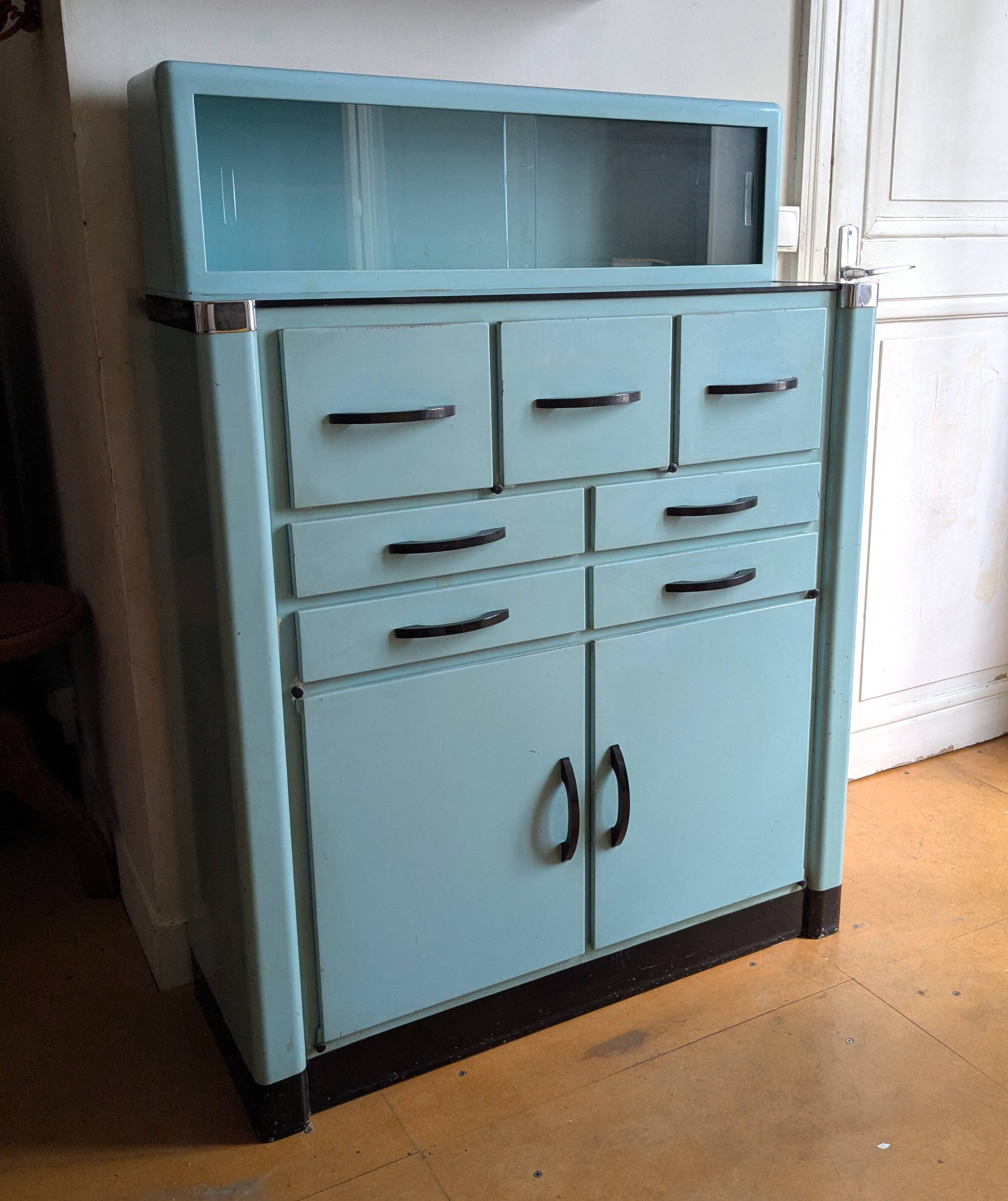 1950s dentist's cabinet