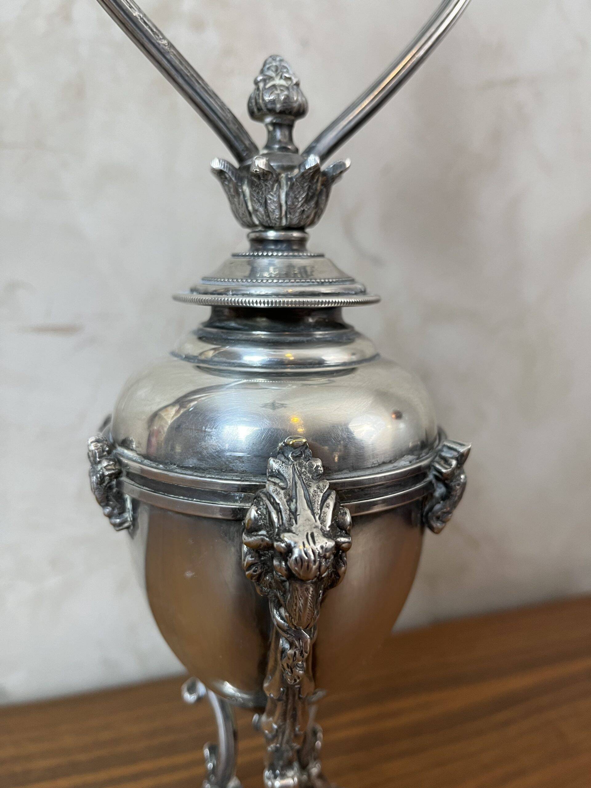 Lampe en métal argenté