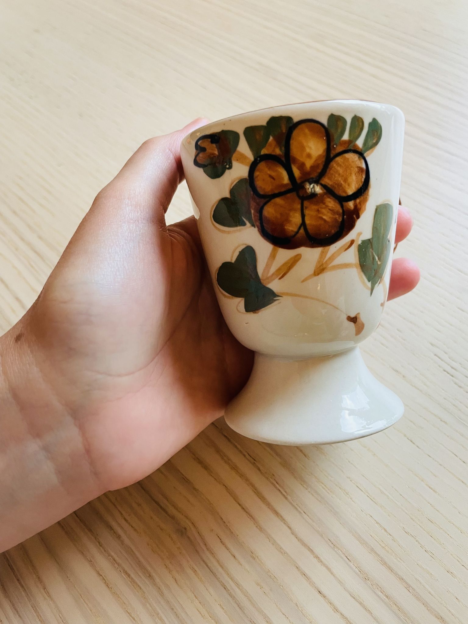 Pair of vintage ceramic mugs