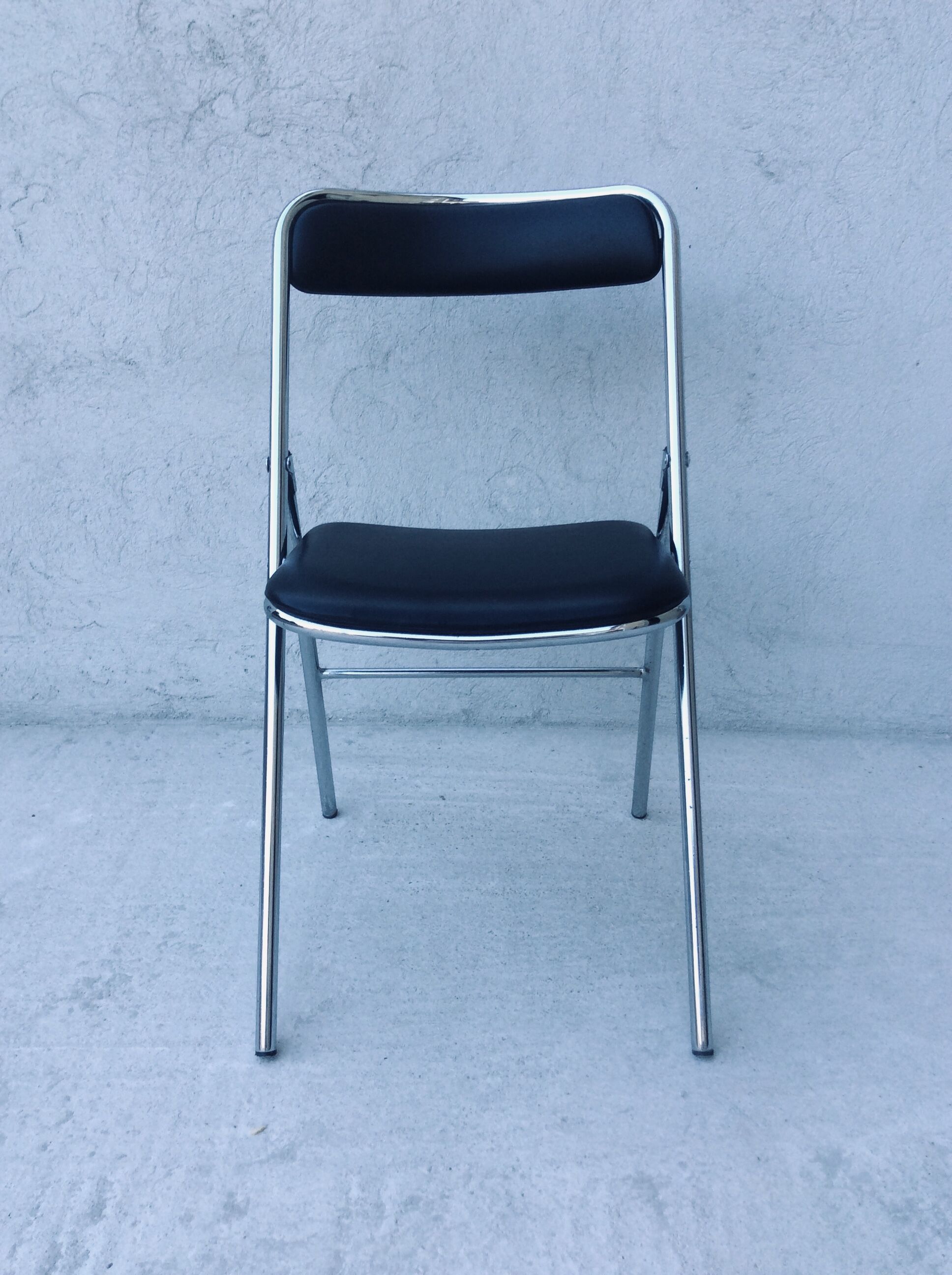 Chaise pliante chrome et skaï, vintage 70