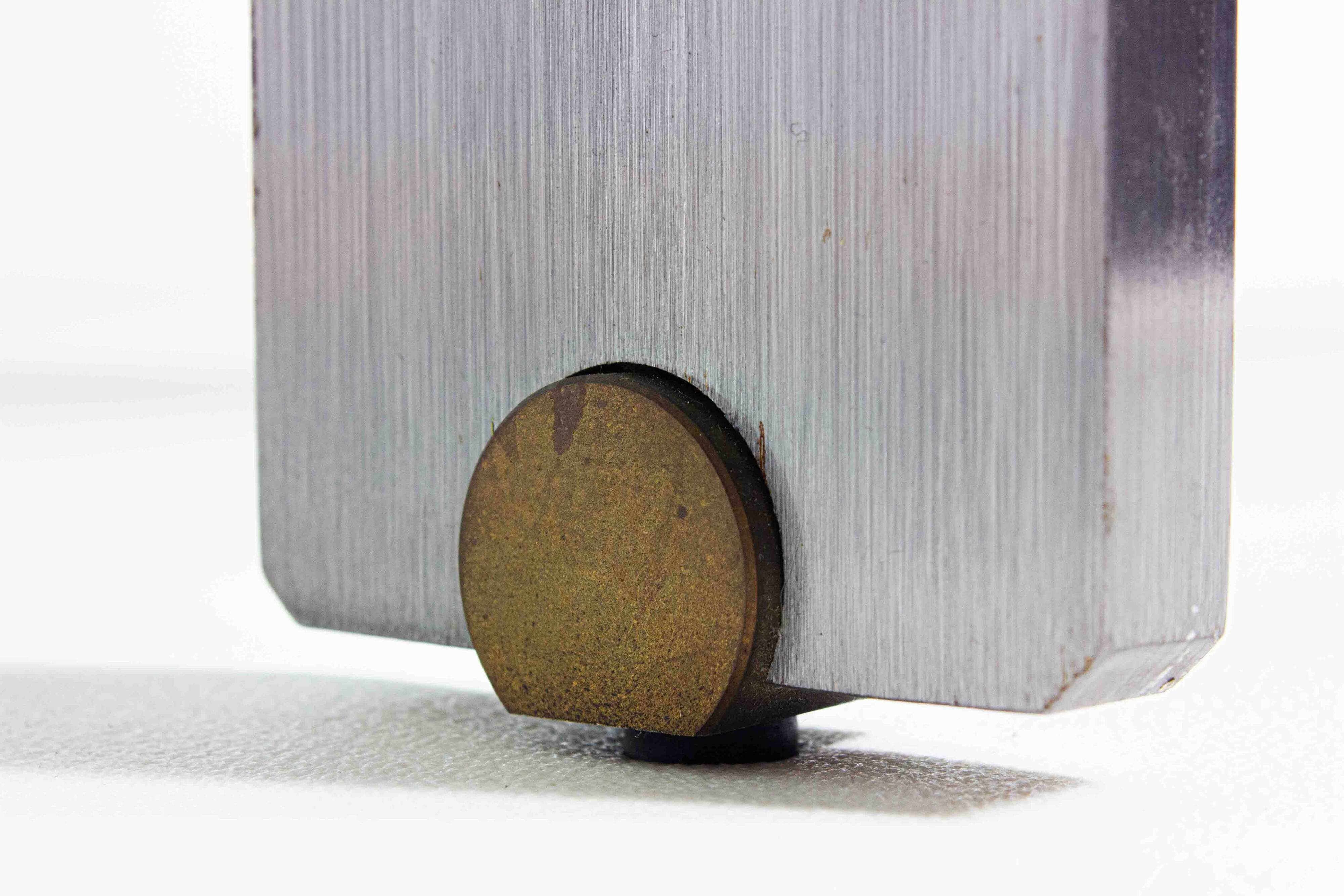 'Florian' coffee table in steel by Carlo Scarpa