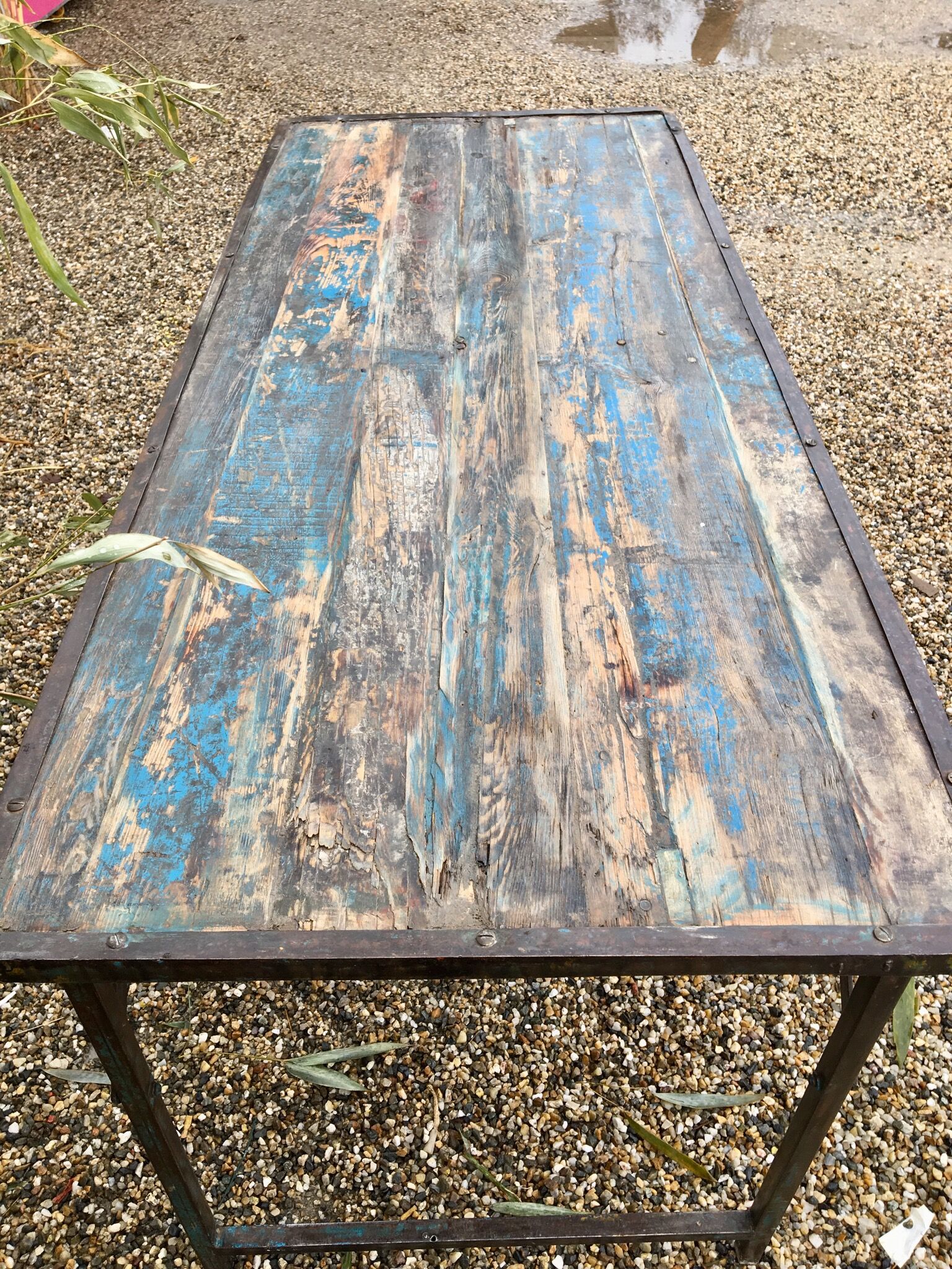 Folding high table in wood and iron