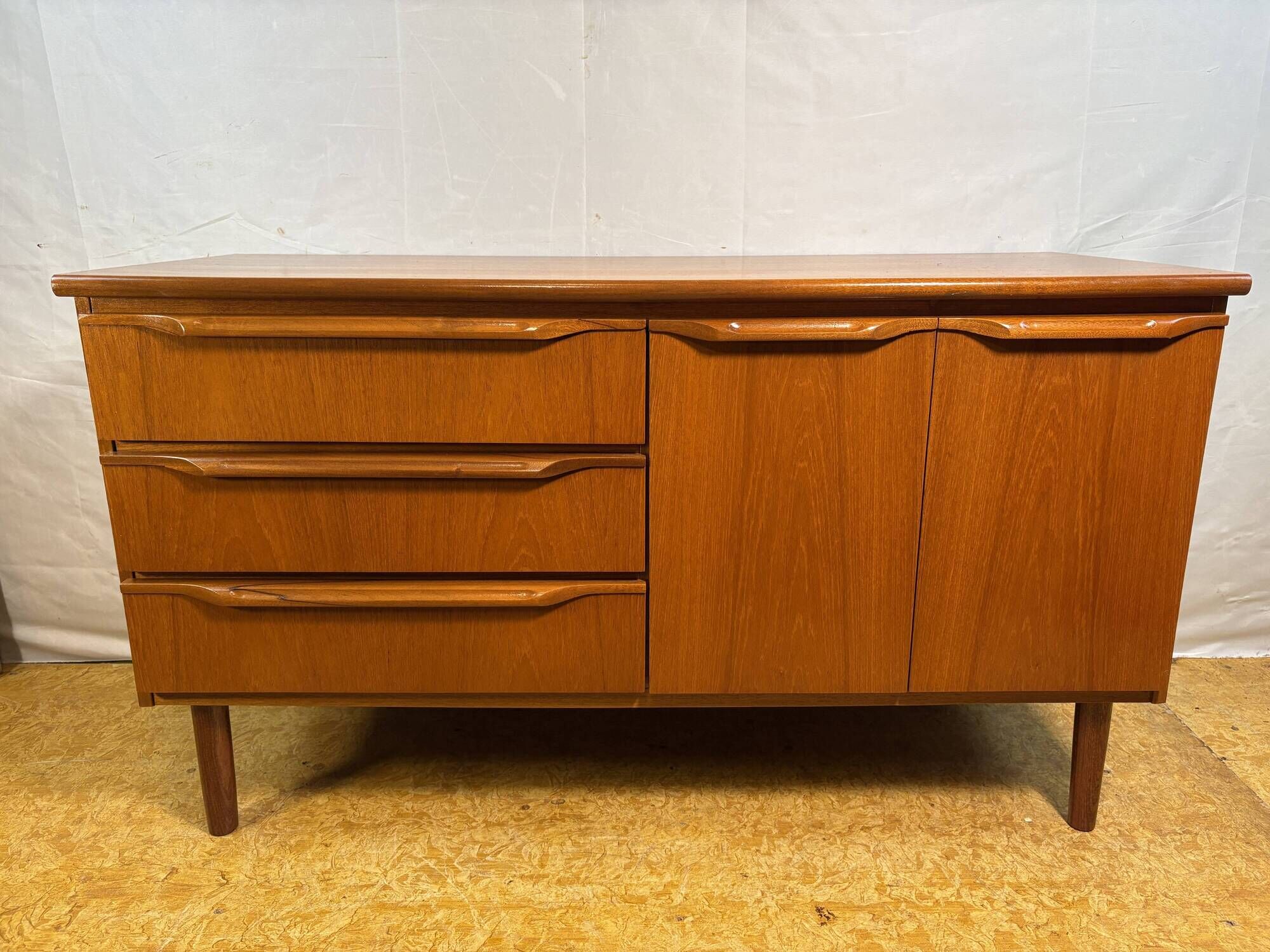 Mid Century Retro Vintage J.S. Sakol Teak Sideboard – 1960s–1970s  Scandina