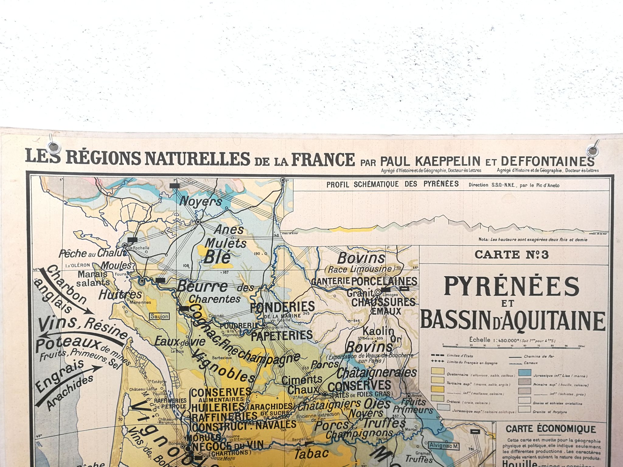 School n ° 3 Pyrénées and Aquitaine basin map