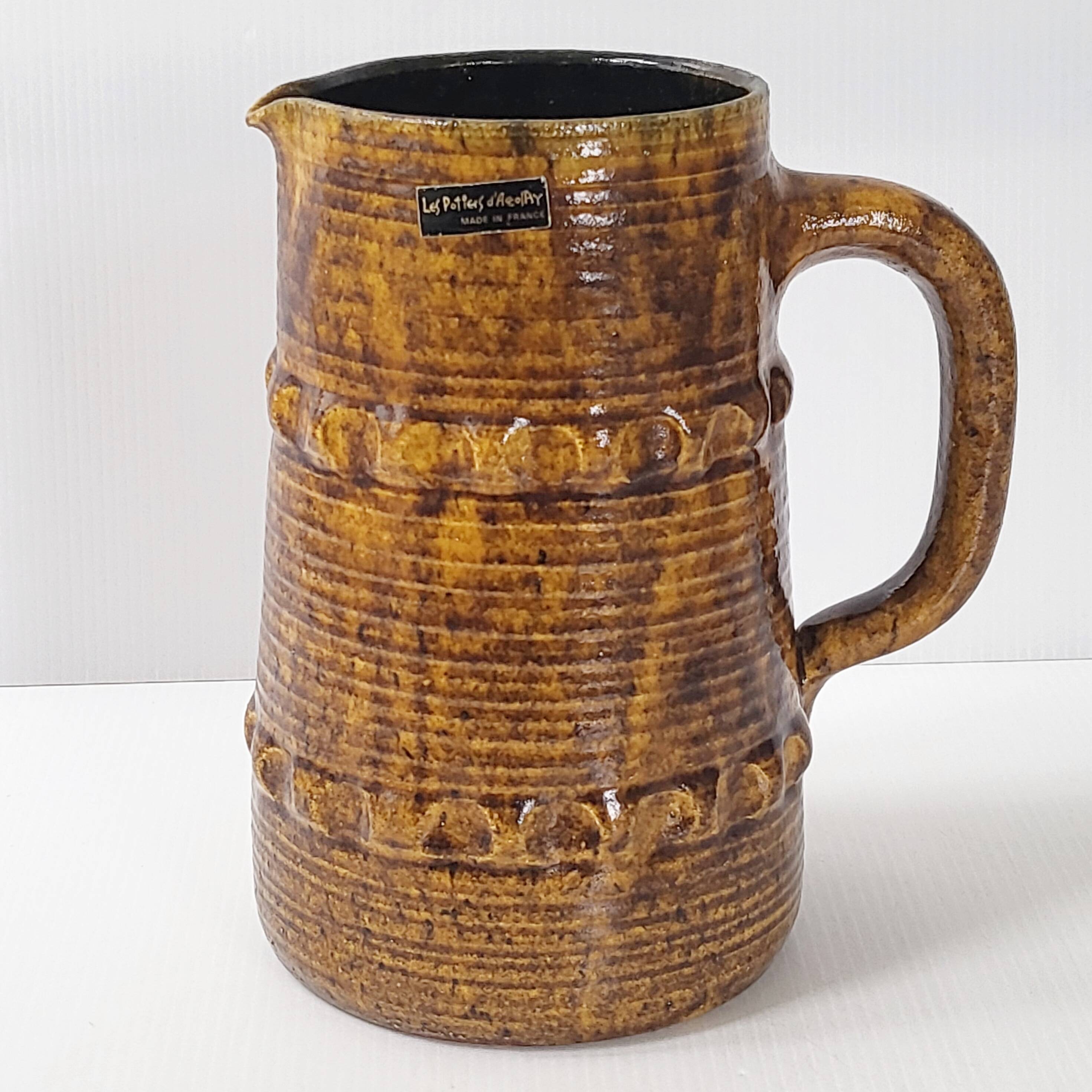 Vintage pitcher Les Potiers d'Accolay 1960