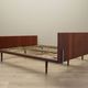 Lit en teck, design danois, années 1960, designer : Hans J. Wegner, fabricant : Getama