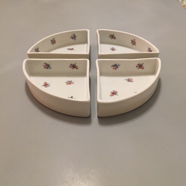 Triangular aperitif cups