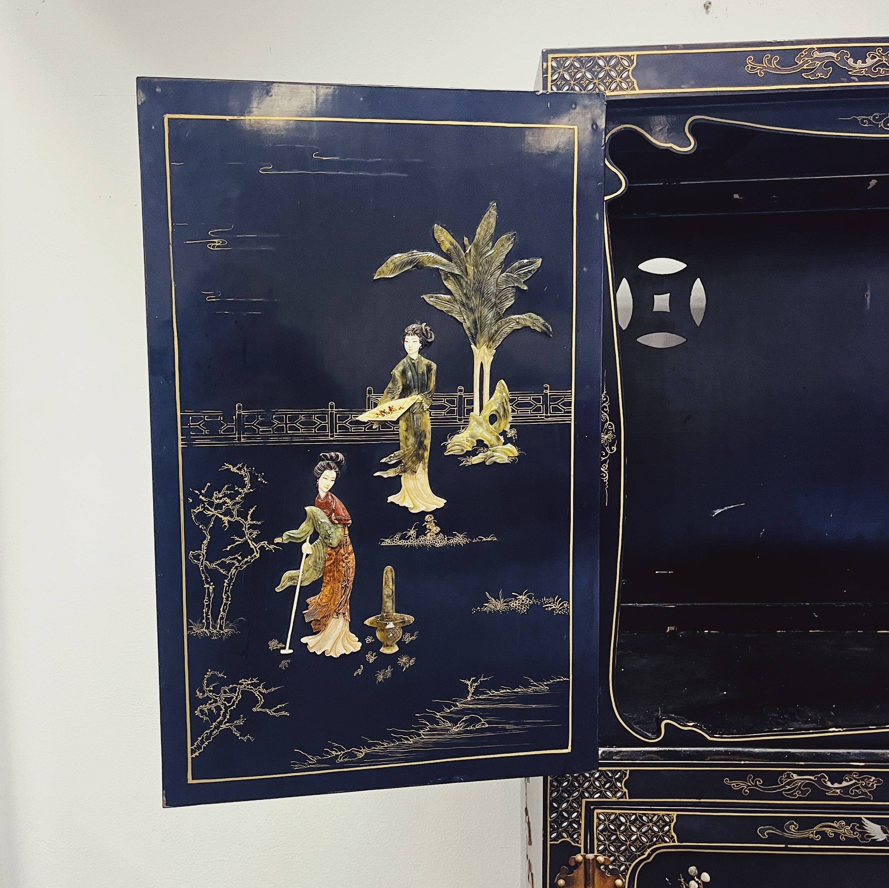 Chinese Bridal Closet