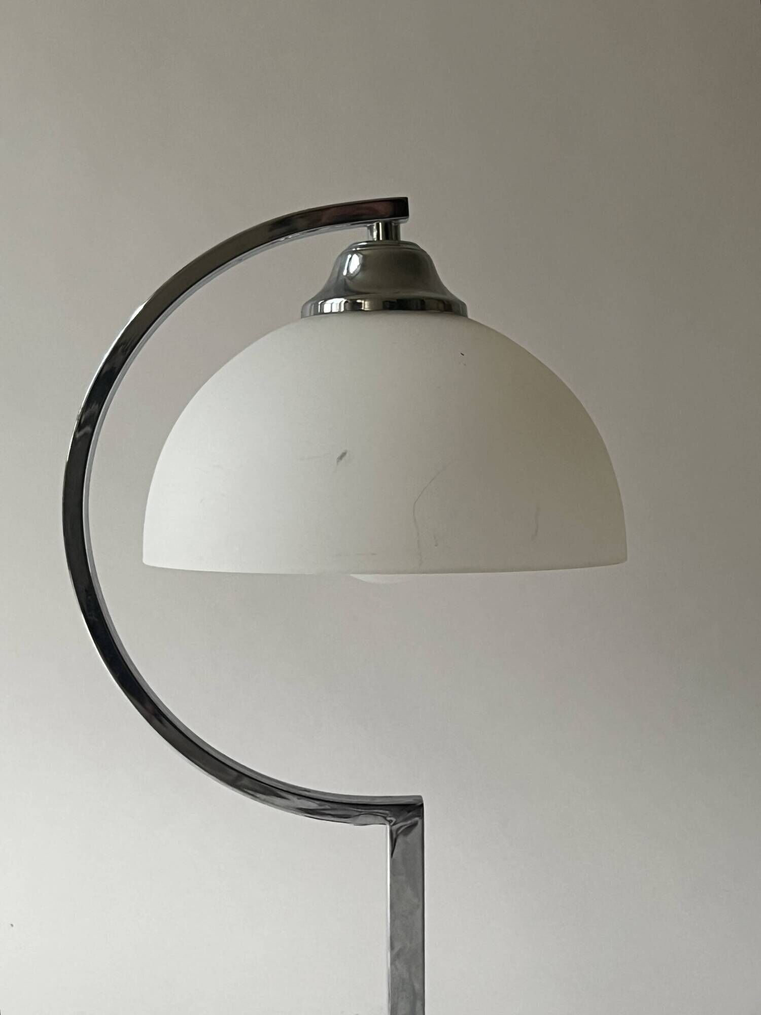 Bureau lamp / bedside lamp Bauhaus chrome metal & opal glass, design 1970