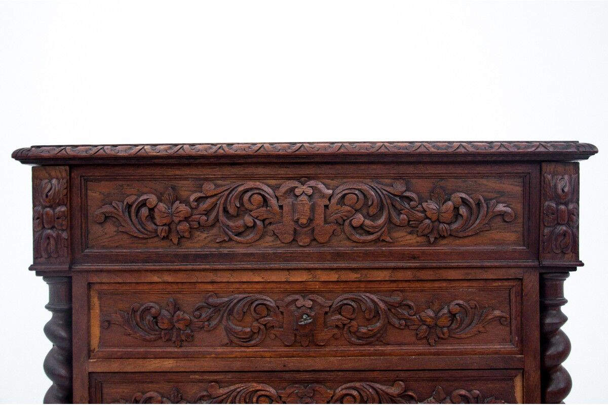 Commode - coiffeuse, France, vers 1880.