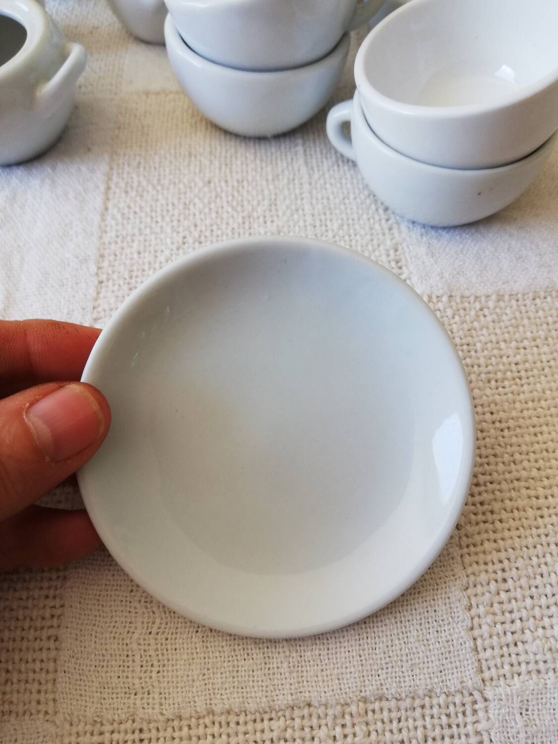 22-piece white porcelain dinner set