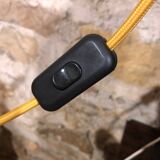 Golden foliage table lamp