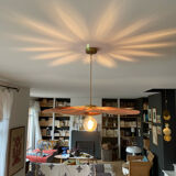 Flower suspension