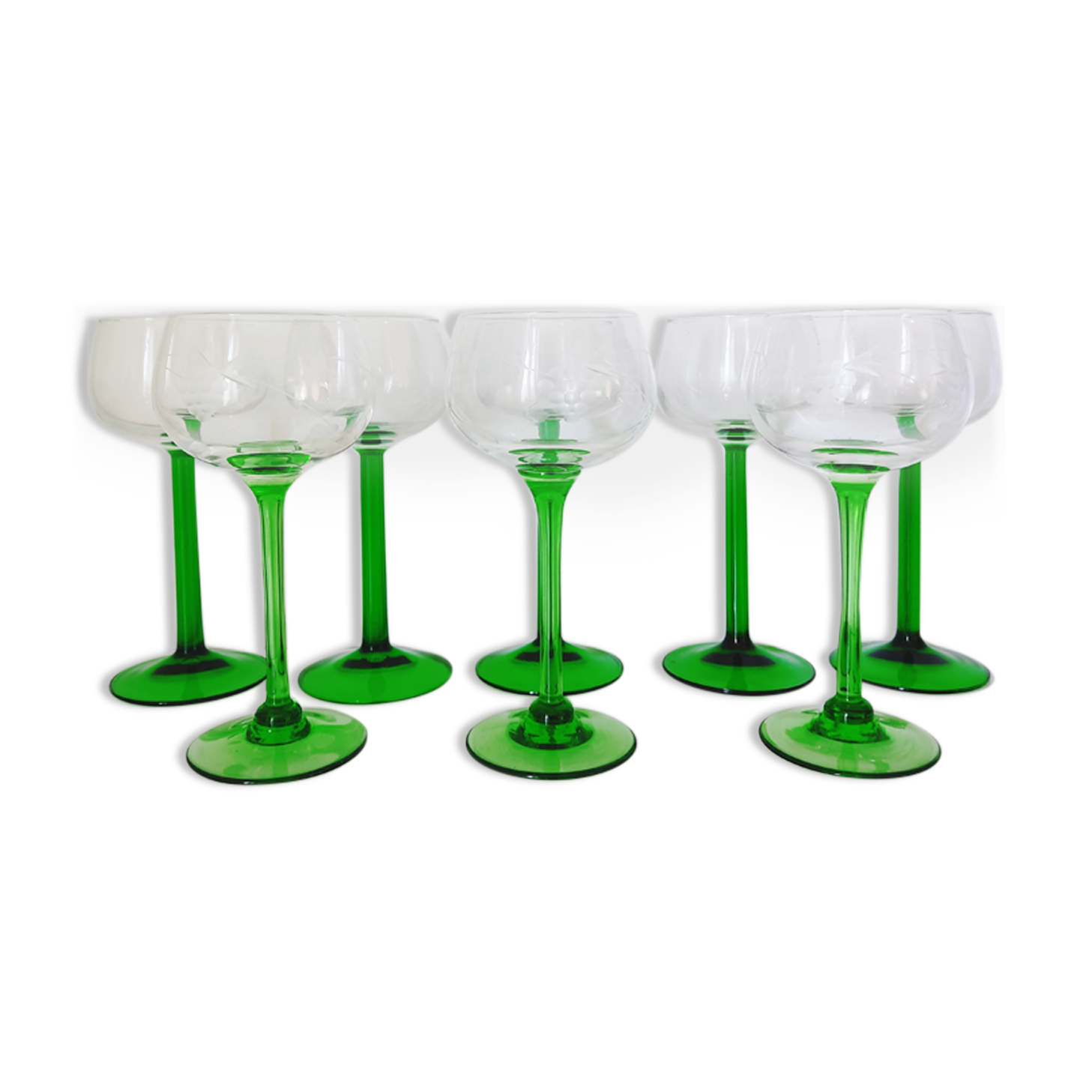 Set of 8 Glasses of La Rochère Crystal Wine and Glass