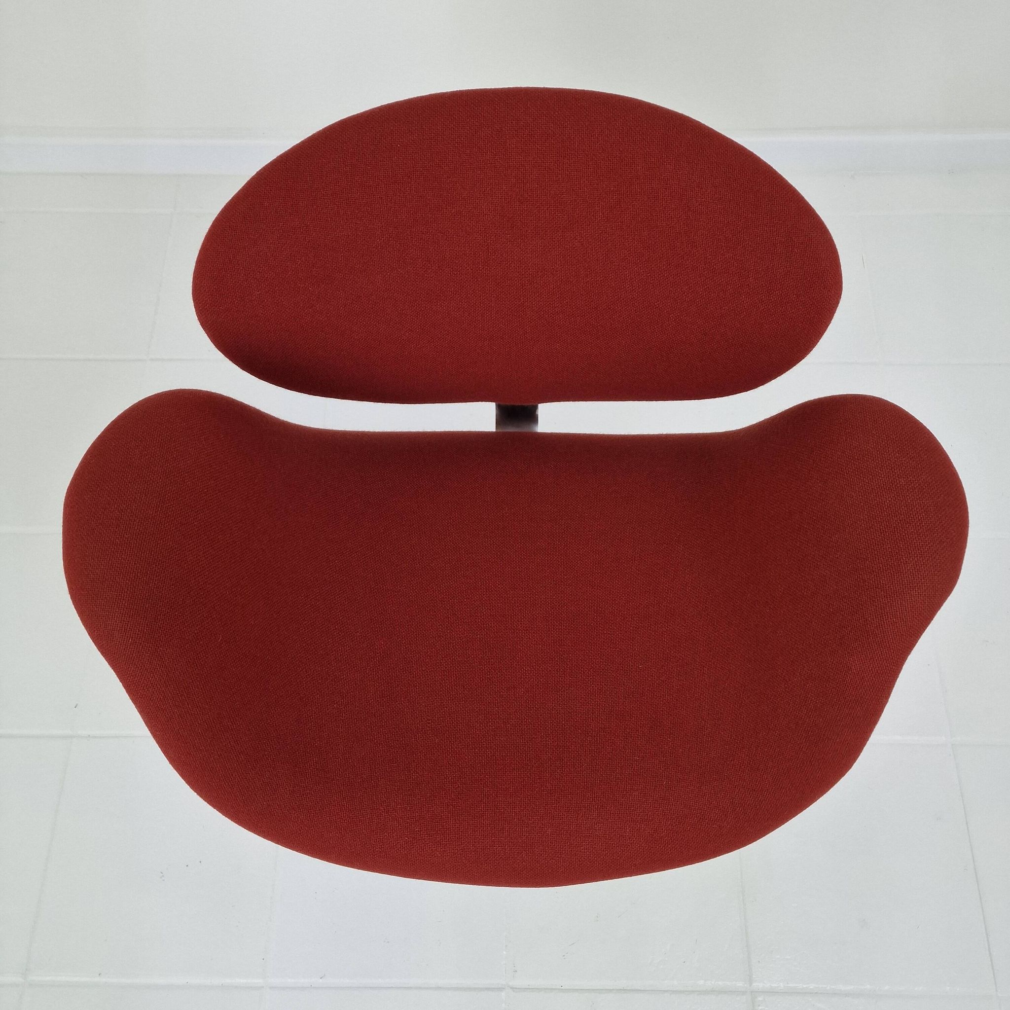 Little Tulip Armchair with cross base by Pierre Paulin for Artifort, 1970s