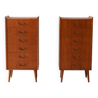 Paire de tables de chevet scandinaves en teck des années 1950
