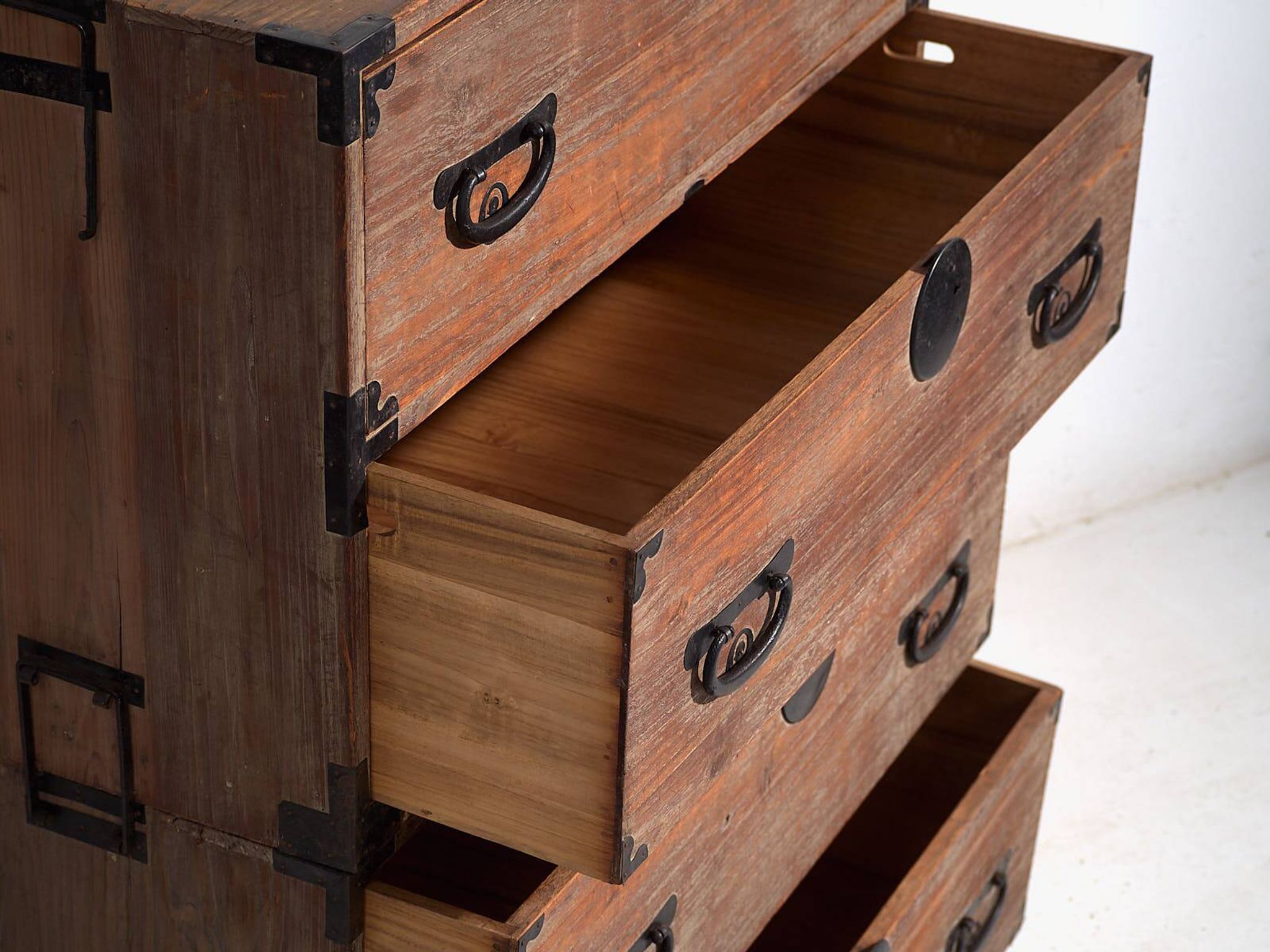 Old Japanese Tansu Chest – Meiji / Taishō Period (c.1868-1926) #24