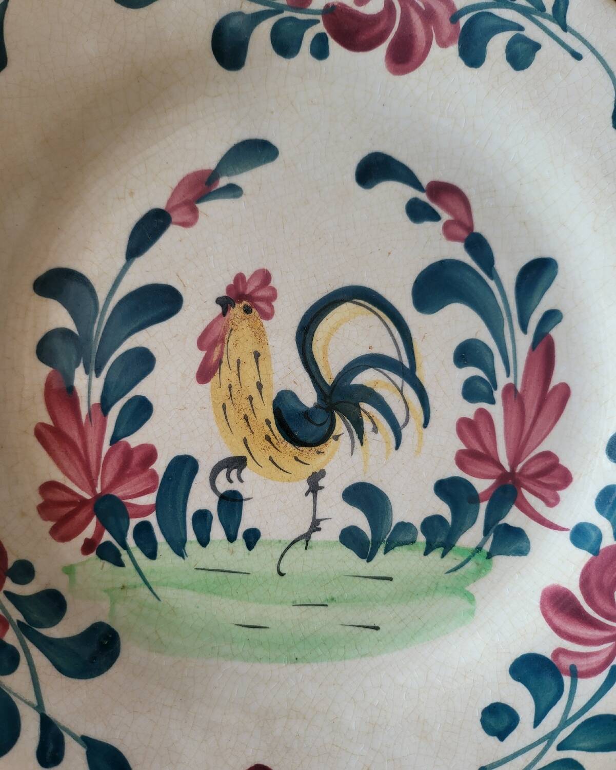 Old Creil and Montereau Earthenware Plate "Labrador" Rooster Decor