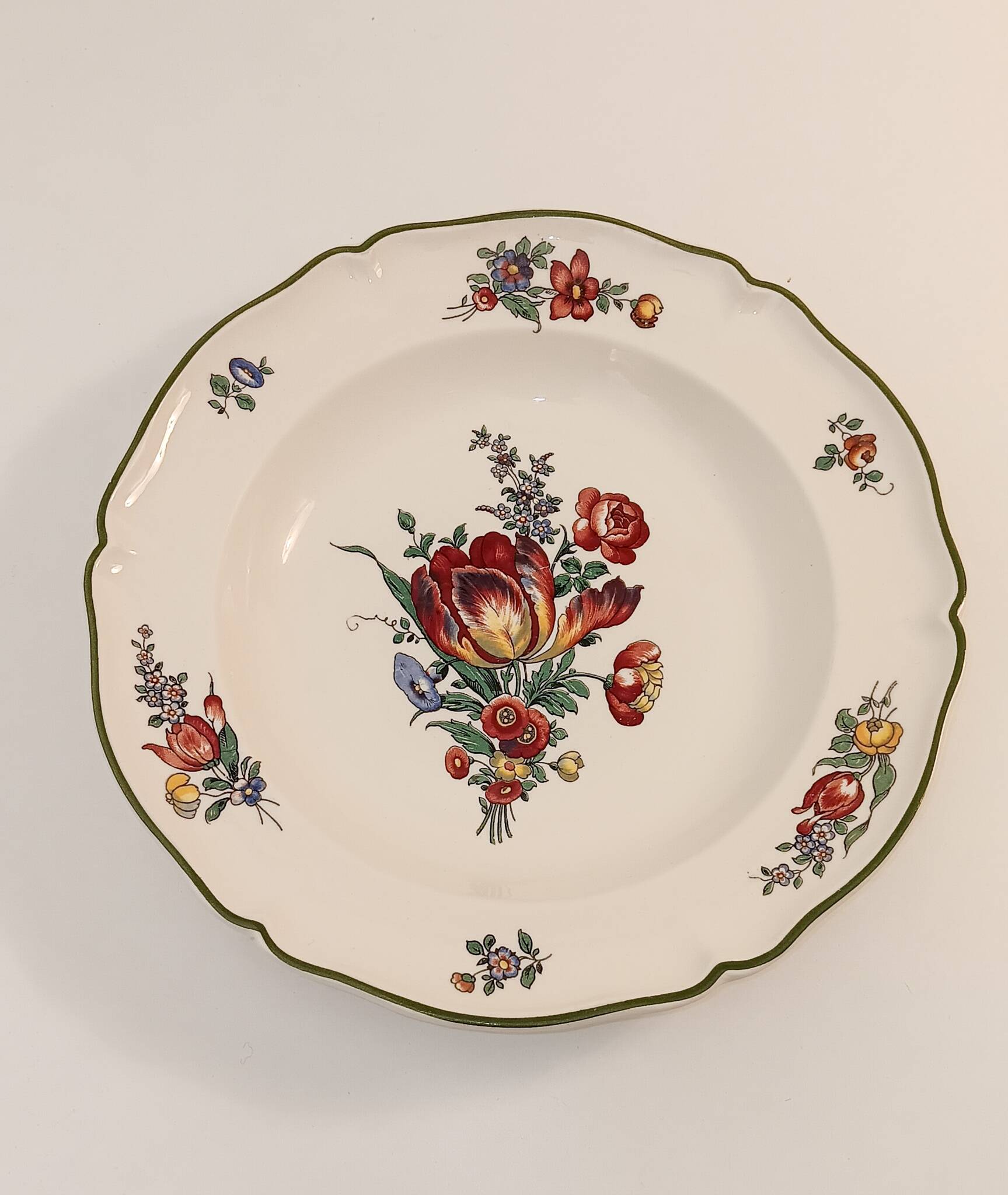 Villeroy & Bosch soup plate - Tulip and flowers