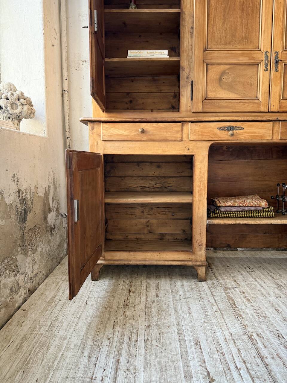 Mountain walnut furniture XXL 1900